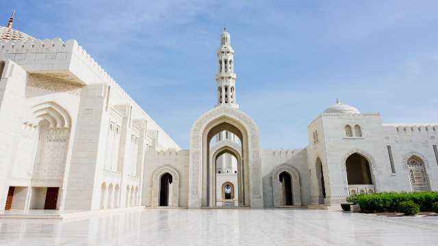 Next travel destination Oman affordable vacation Planning Service and Company 12 Islamic-Religion-Architecture-Sultan-Qaboos-Grand-Mosque-Travelstoyou-Sultanate-of-Oman
