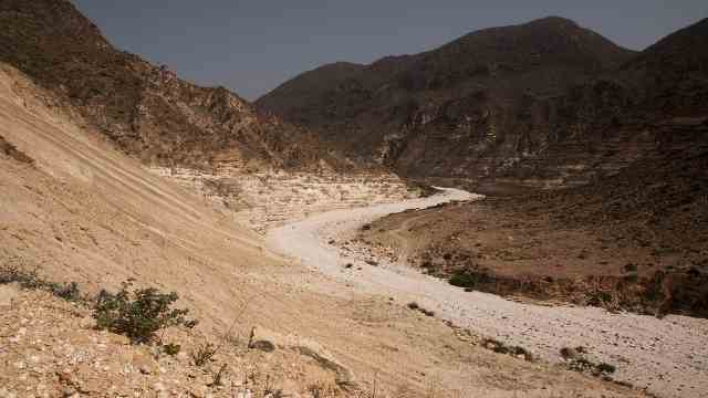 Enjoy Salalah's Stunning Natural Beauty and Wildlife 14 Salalah-Dhofar-mountains-Canyons-and-Gorge-Salalah-Oman-by-Travelstoyou