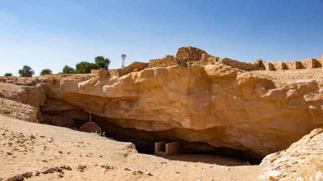 View-of-lost-city-of-Ubar-in-Oman-Salalah-Travelstoyou